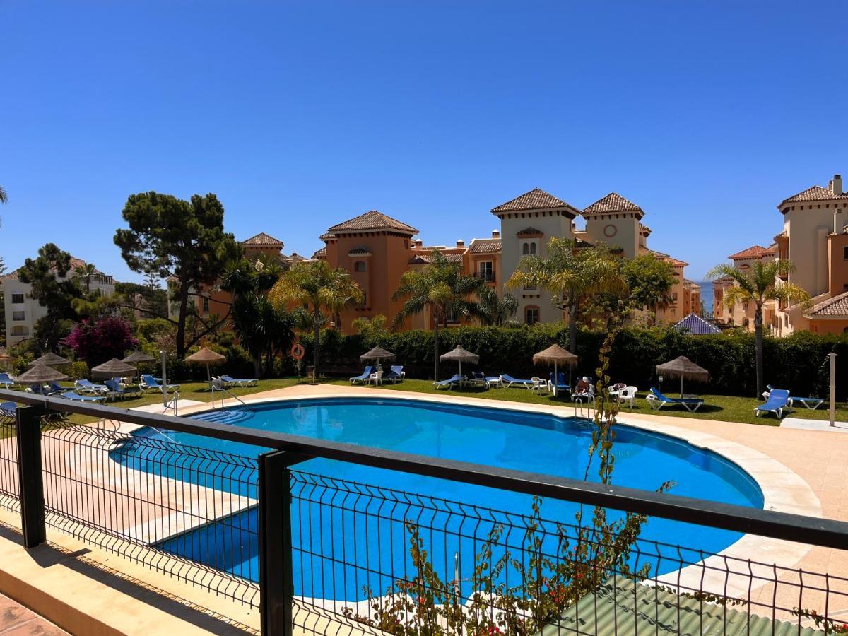 Vistas Al Mar Marbella Del Este Luaran gambar
